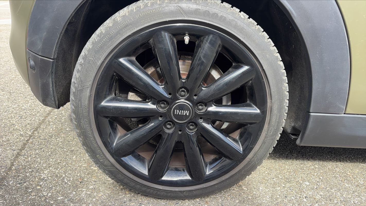 Mini Cabrio - Photo 16