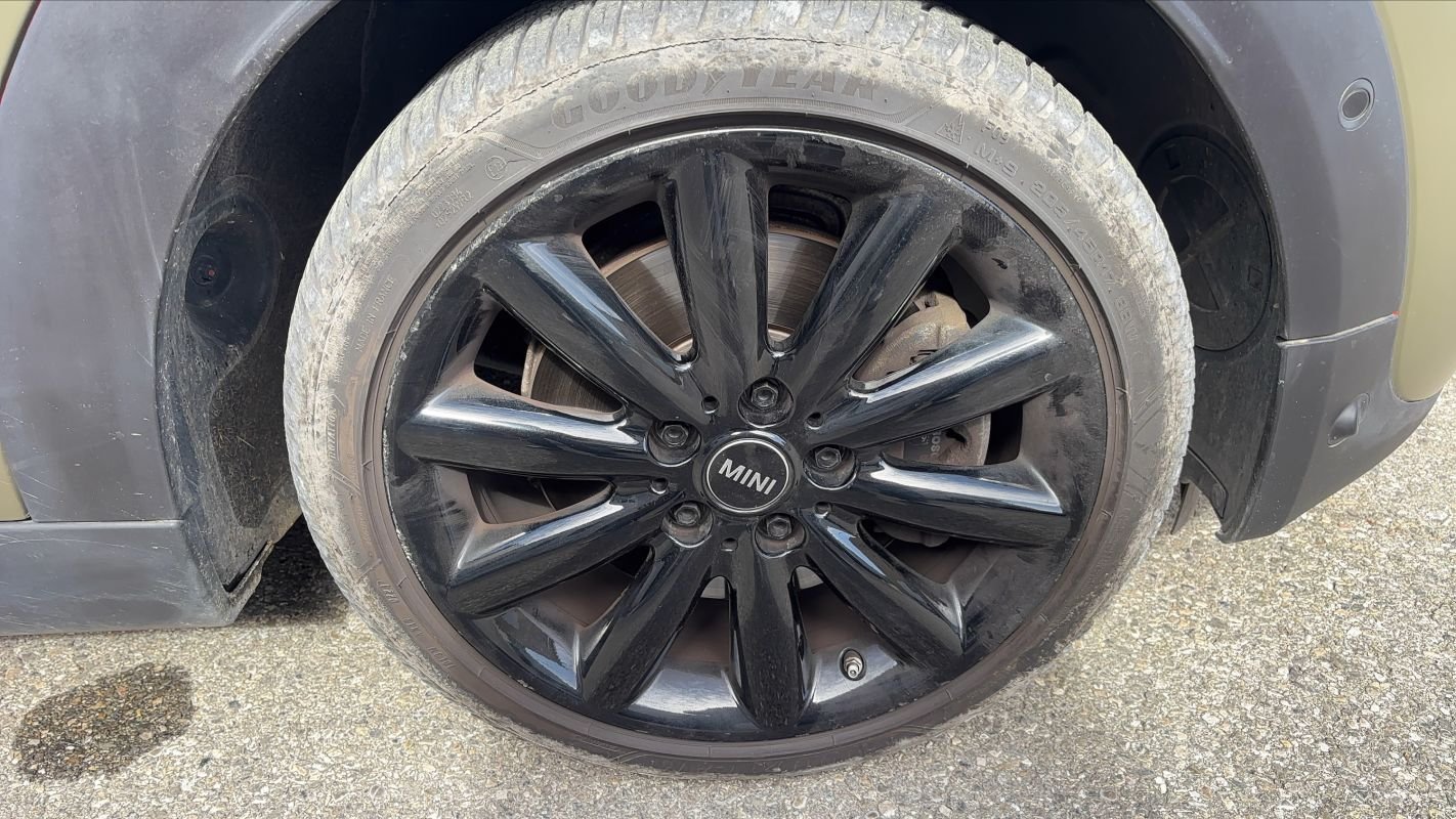 Mini Cabrio - Photo 17