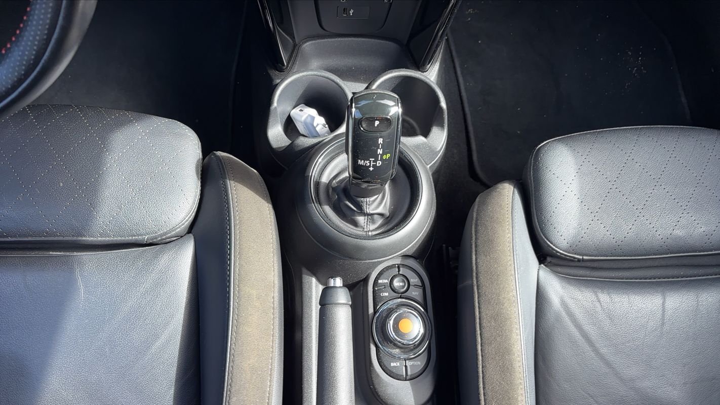Mini Cabrio - Photo 28