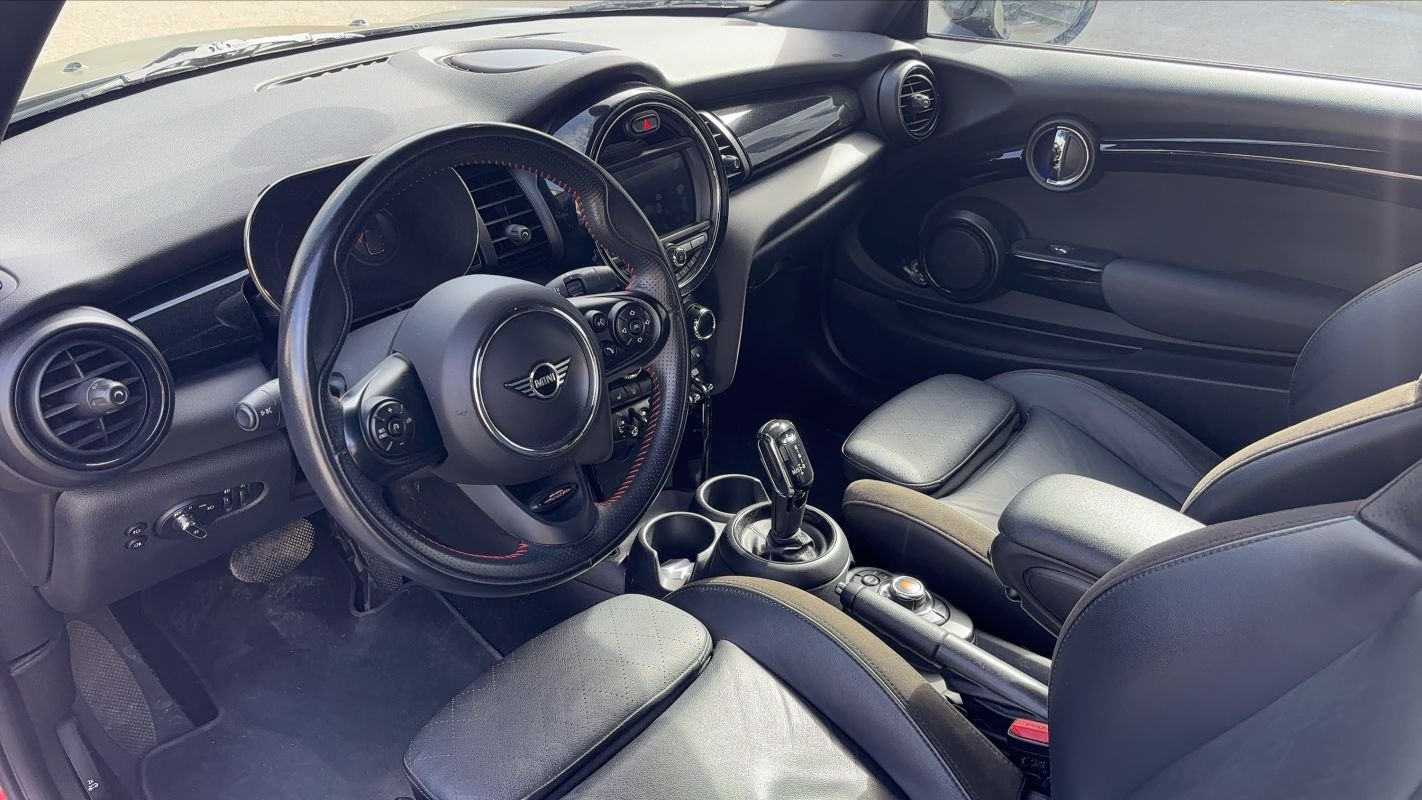 Mini Cabrio - Photo 8