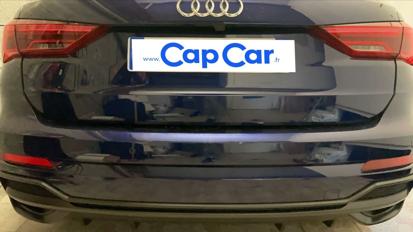 Audi Q3 - Photo 21