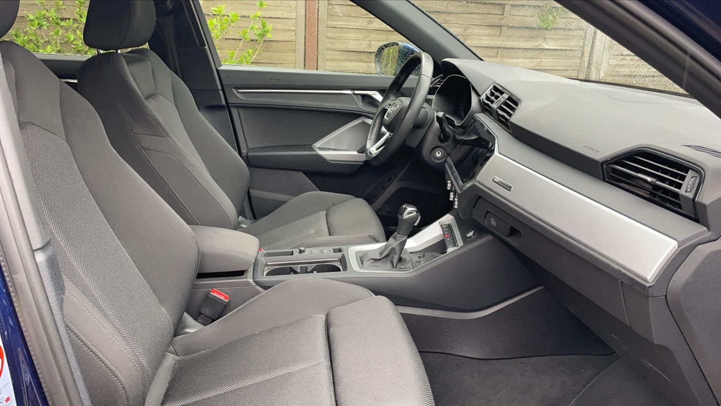 Audi Q3 - Photo 27