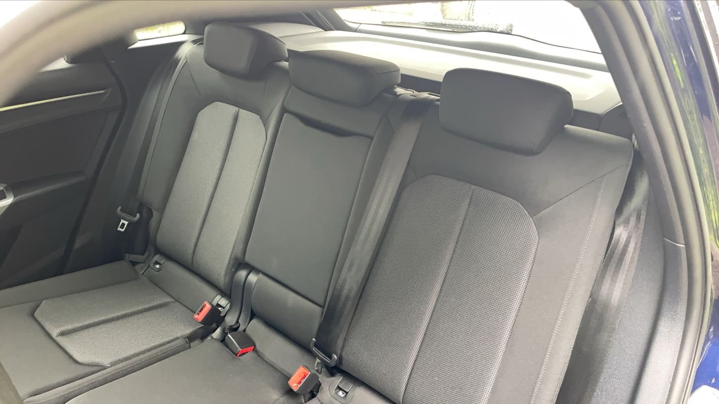 Audi Q3 - Photo 9