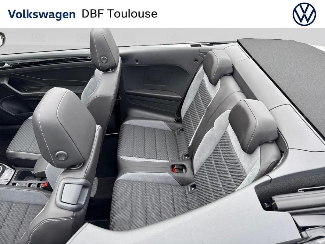 Volkswagen T-Roc - Photo 11