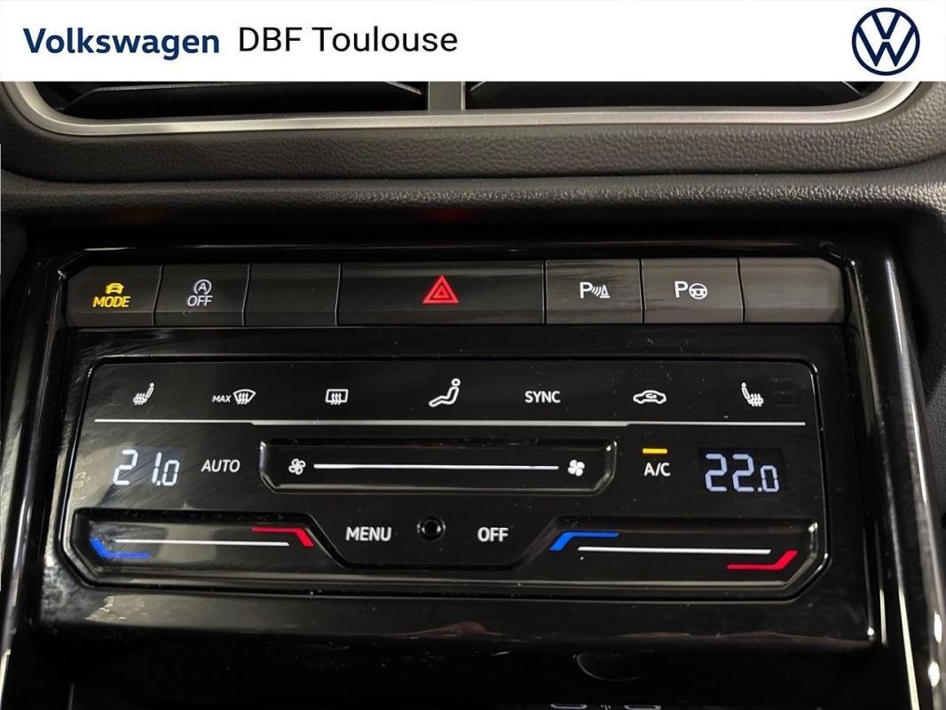 Volkswagen T-Roc - Photo 21