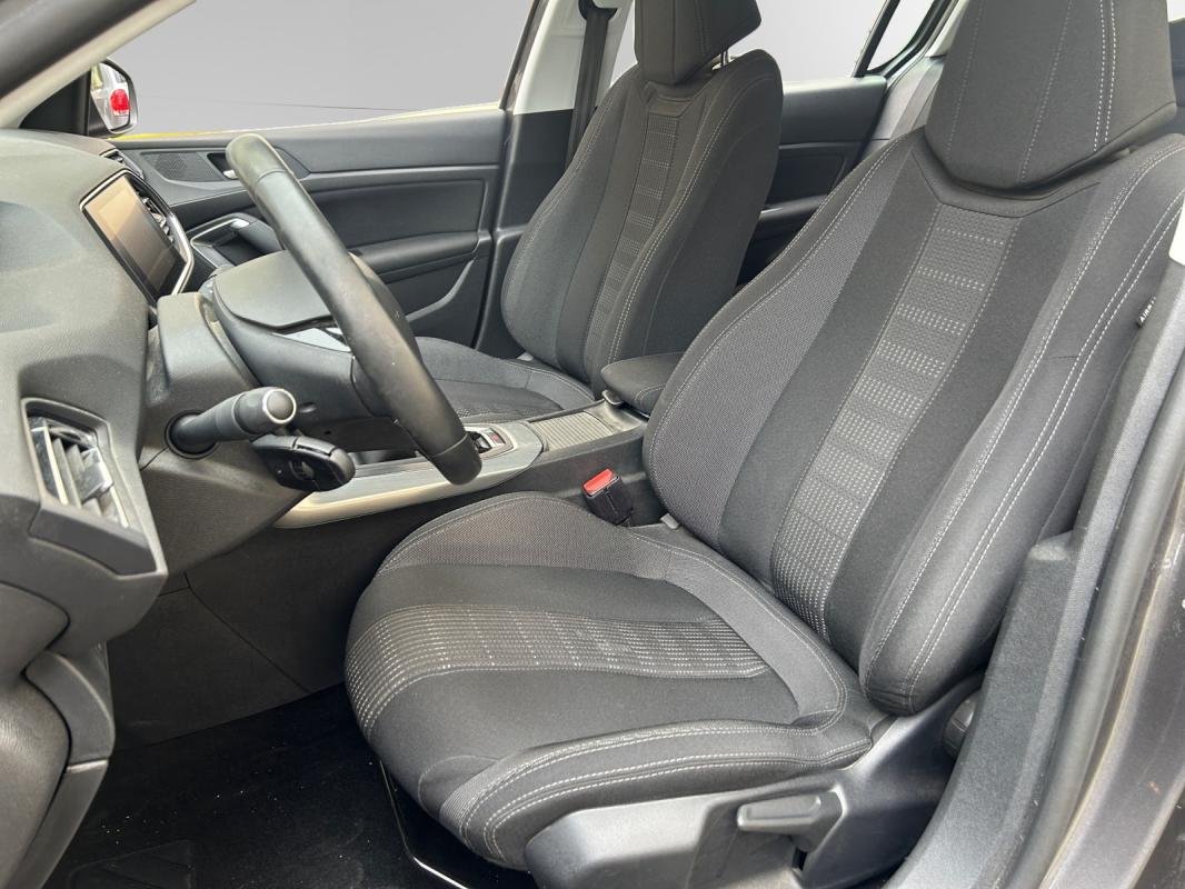 Peugeot 308 - Photo 14
