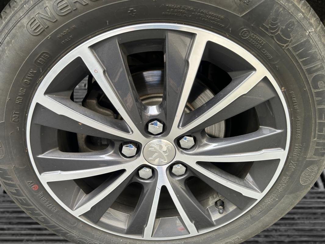 Peugeot 308 - Photo 18