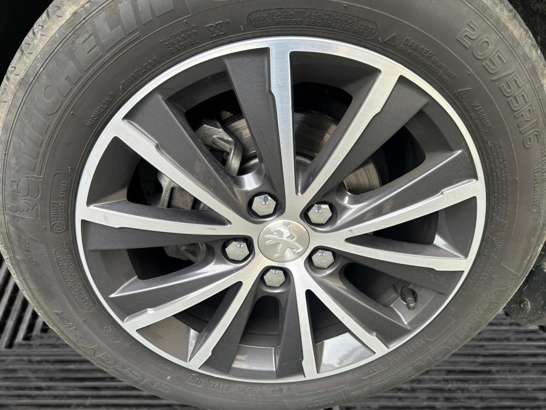 Peugeot 308 - Photo 19