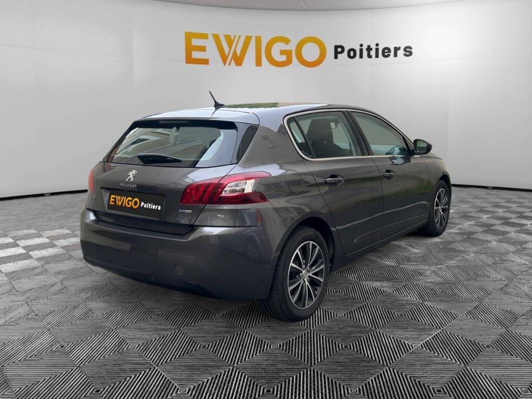 Peugeot 308 - Photo 6