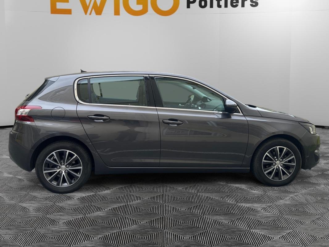 Peugeot 308 - Photo 7