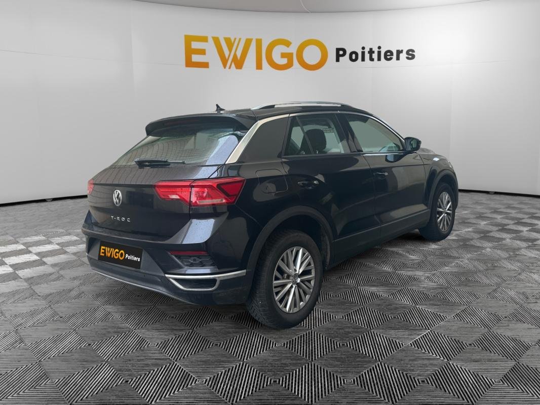Volkswagen T-Roc - Photo 6
