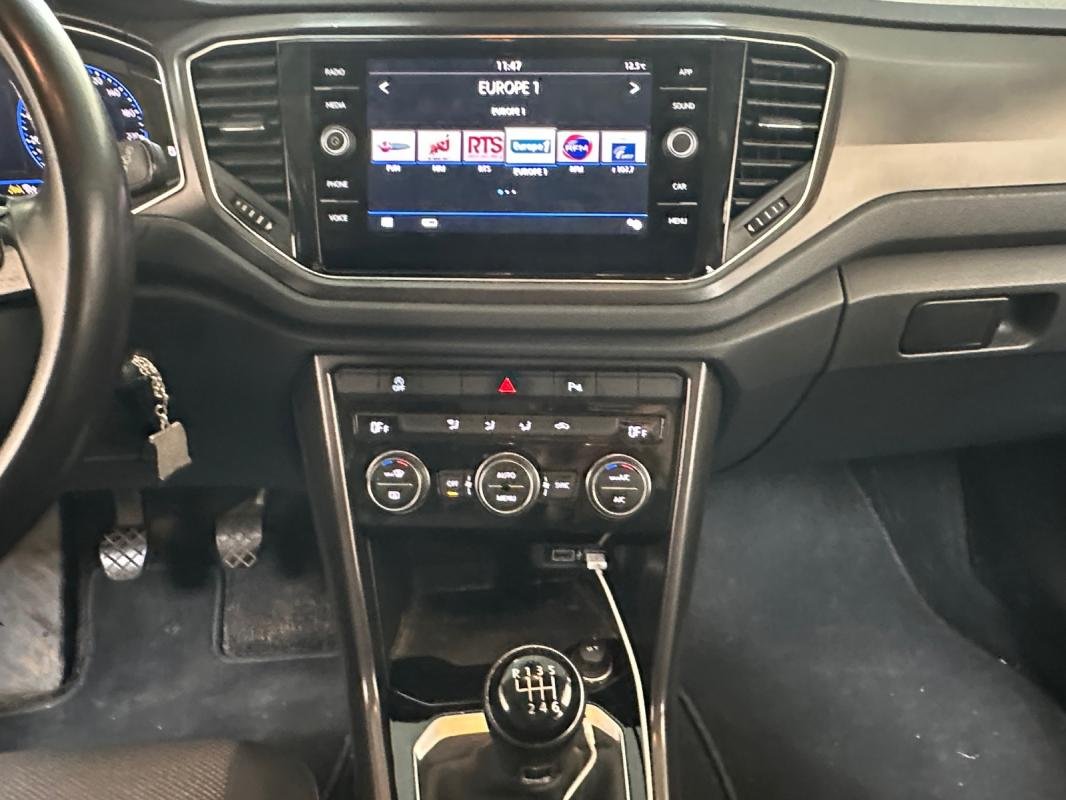 Volkswagen T-Roc - Photo 10