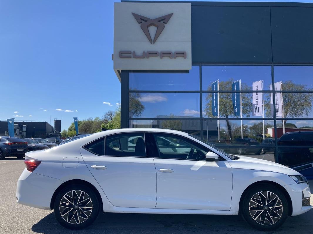 Skoda Octavia - Photo 2