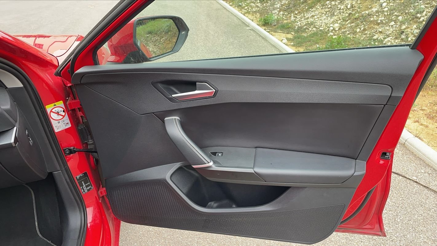 Seat Leon - Photo 24