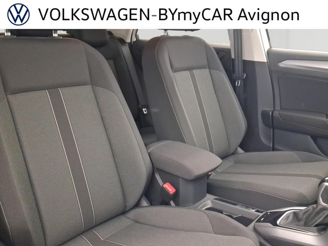 Volkswagen T-Roc - Photo 27