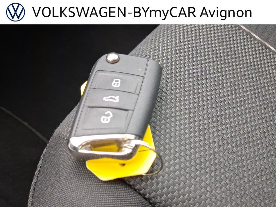 Volkswagen T-Roc - Photo 33