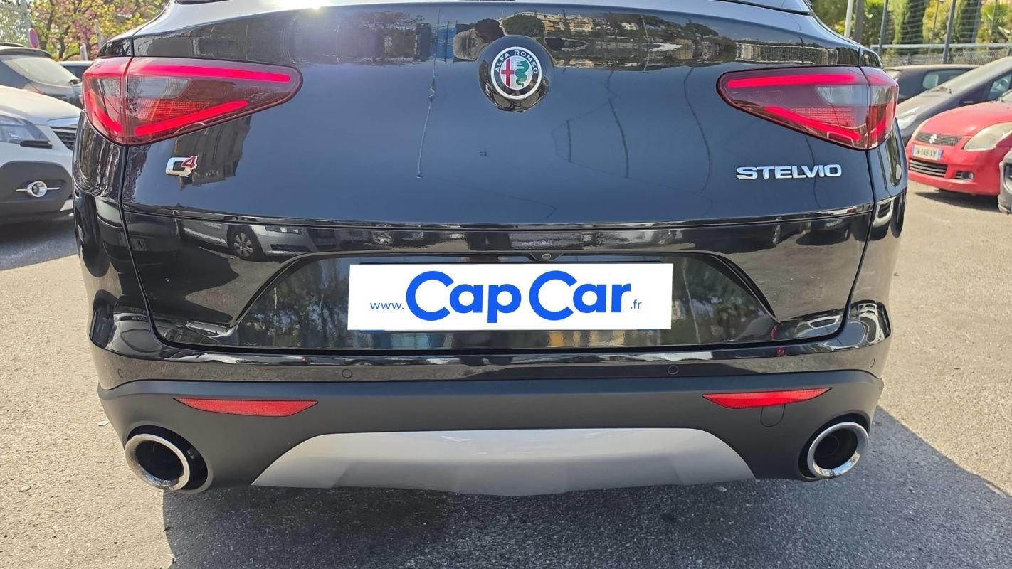Alfa Romeo Stelvio - Photo 21