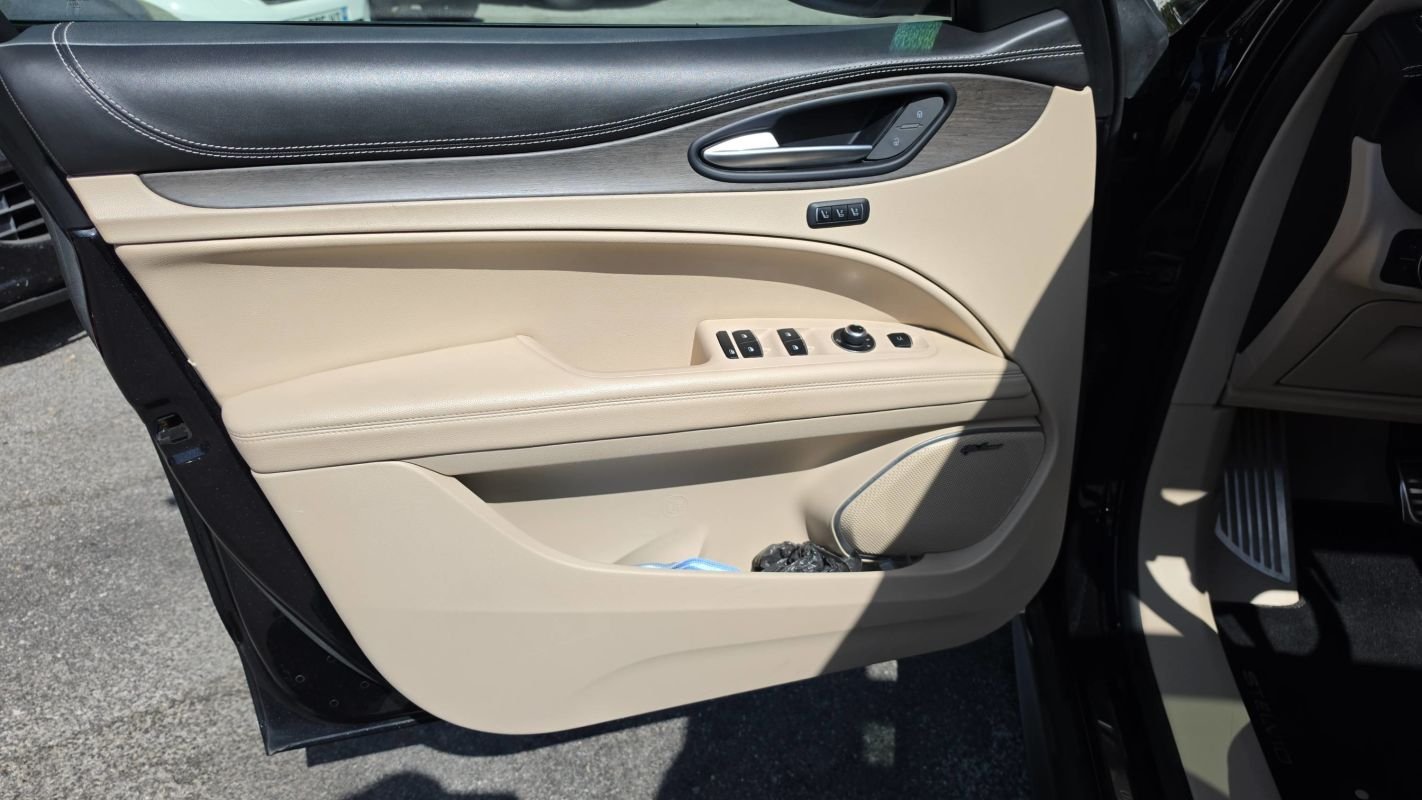Alfa Romeo Stelvio - Photo 7