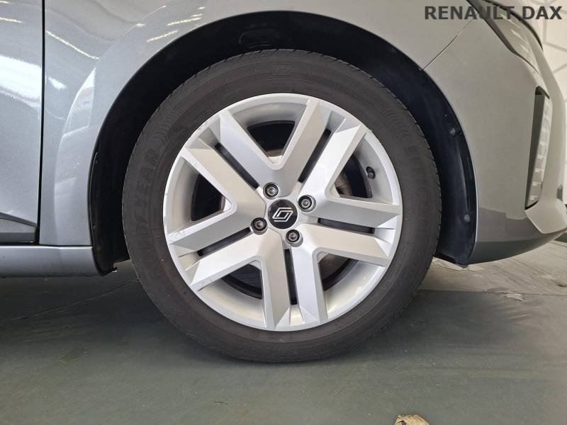 Renault Clio - Photo 16