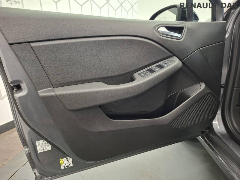 Renault Clio - Photo 21