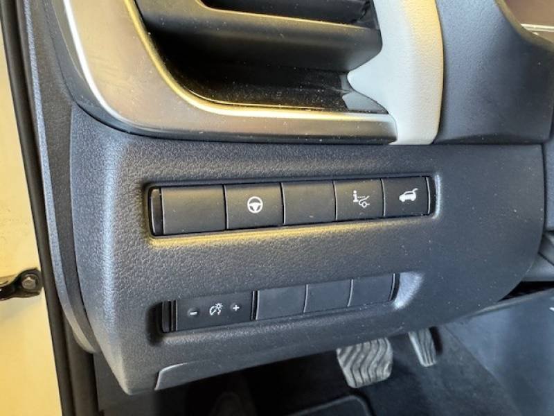 Nissan Qashqai - Photo 22