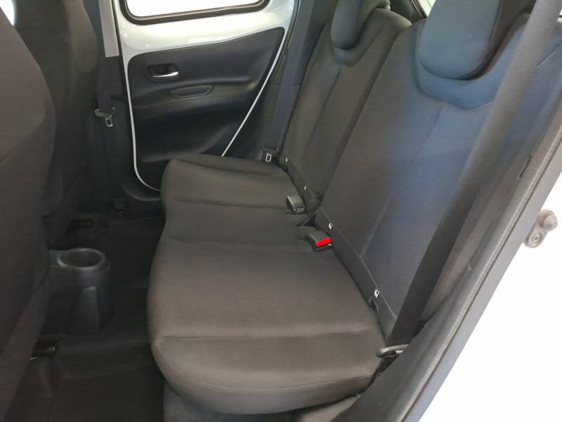 Toyota aygo x - Photo 18