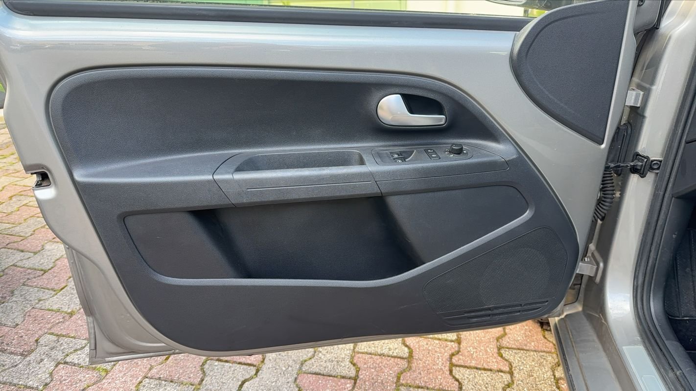 Volkswagen Up! - Photo 7