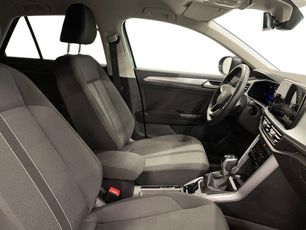Volkswagen T-Roc - Photo 13