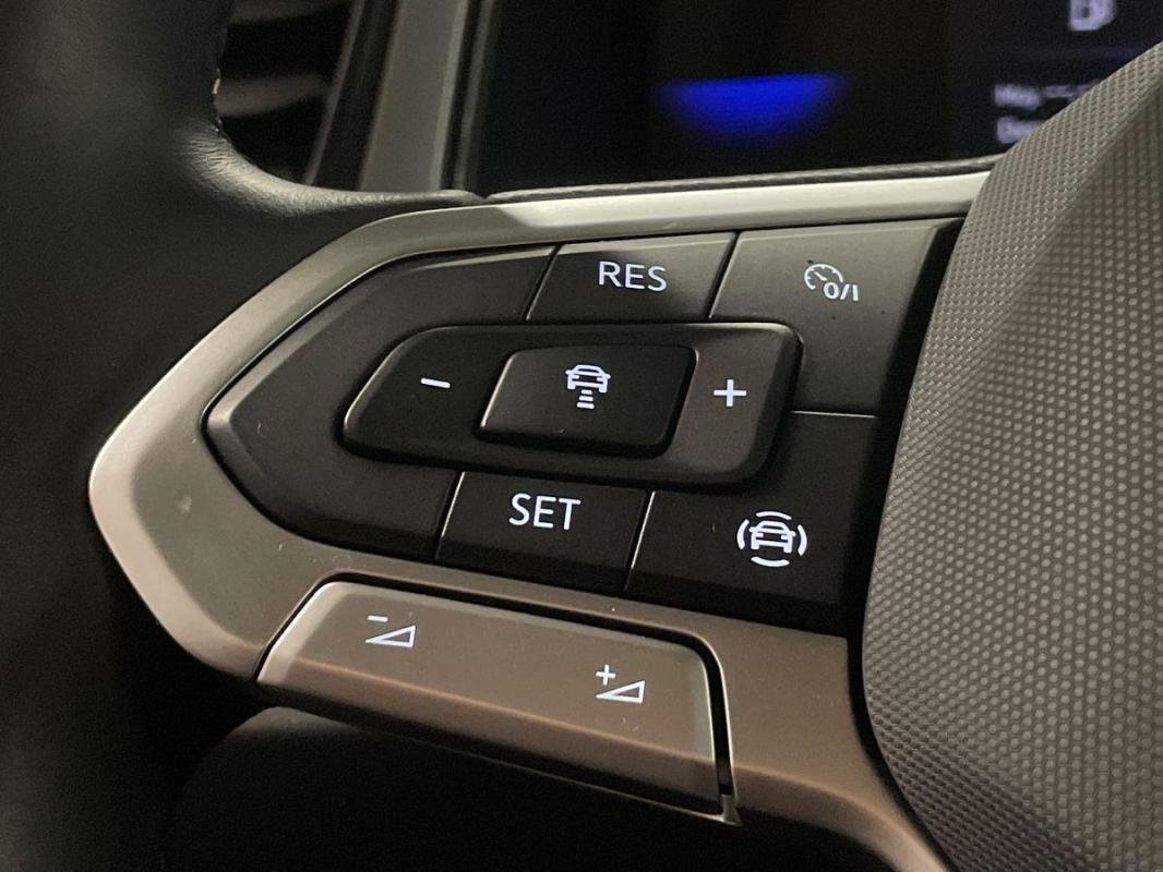Volkswagen T-Roc - Photo 21
