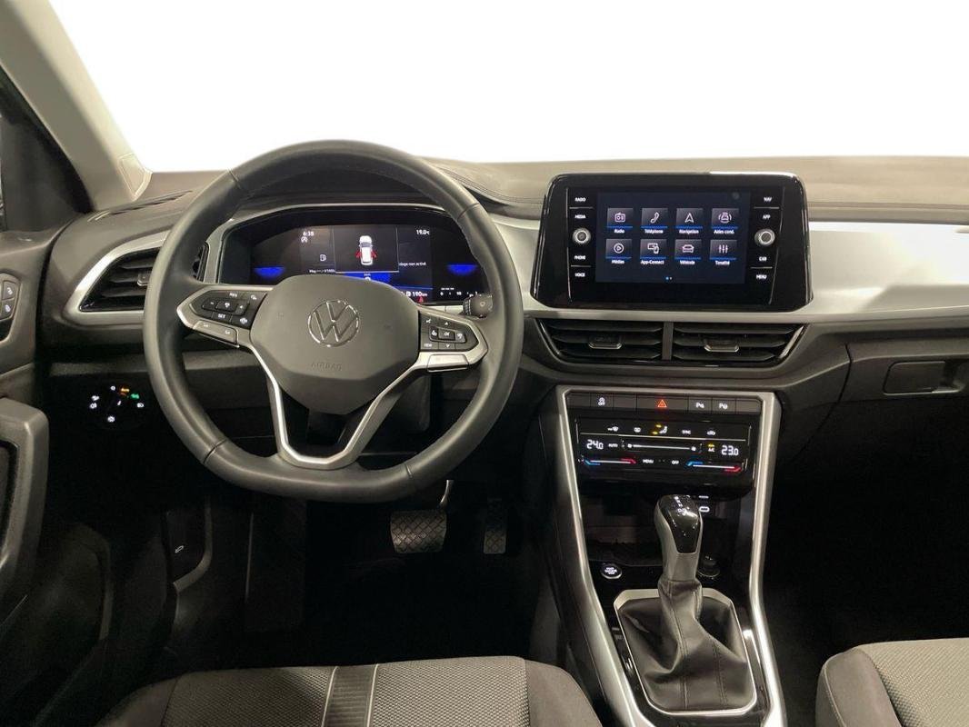 Volkswagen T-Roc - Photo 24