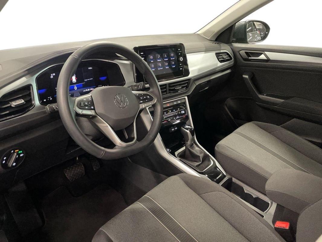 Volkswagen T-Roc - Photo 9