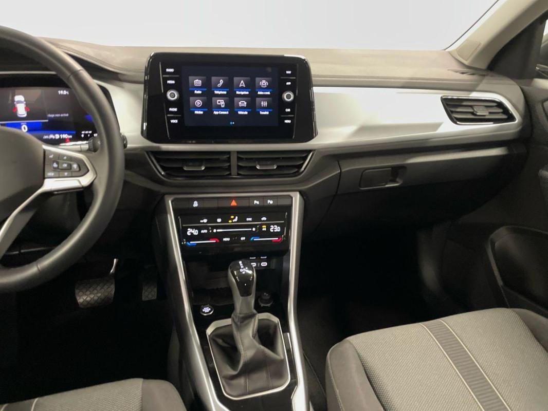 Volkswagen T-Roc - Photo 10