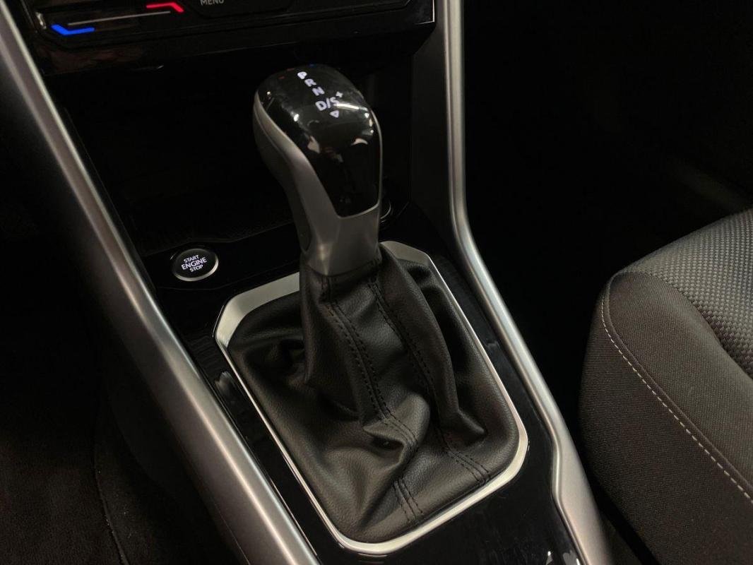 Volkswagen T-Roc - Photo 11