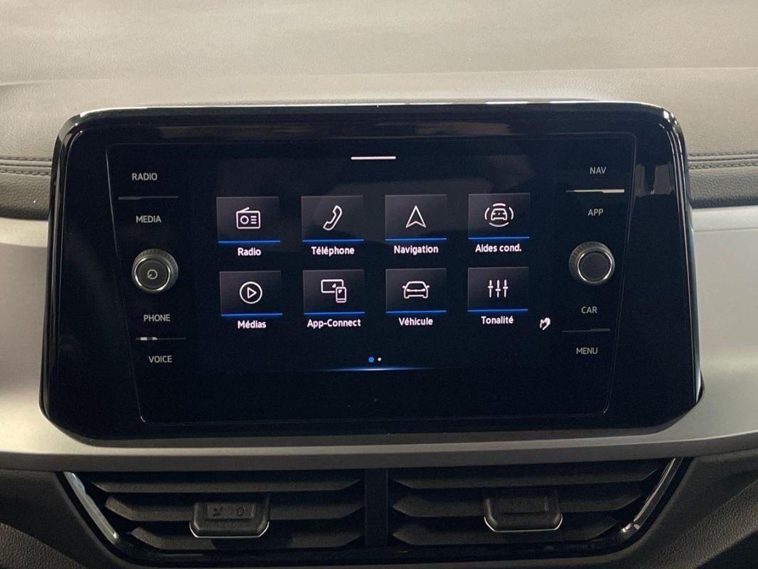 Volkswagen T-Roc - Photo 16