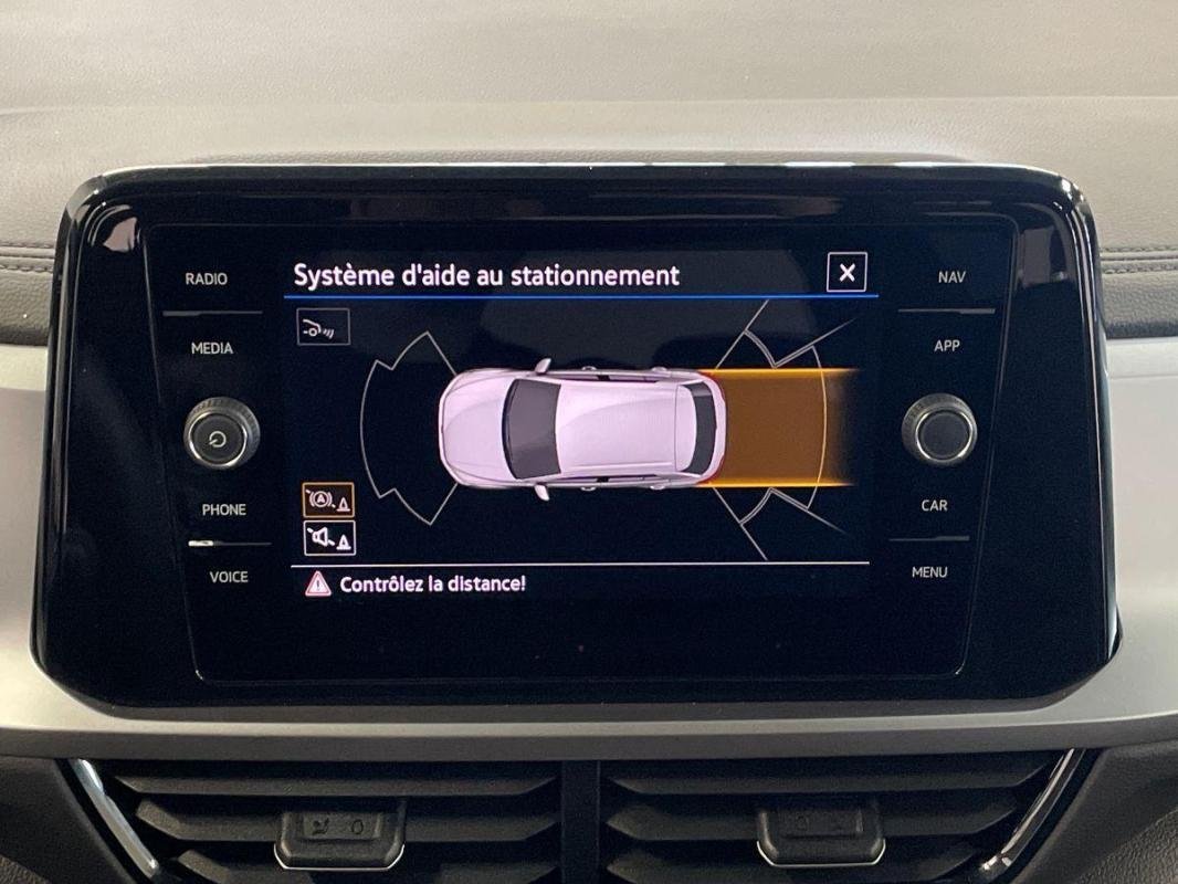 Volkswagen T-Roc - Photo 18
