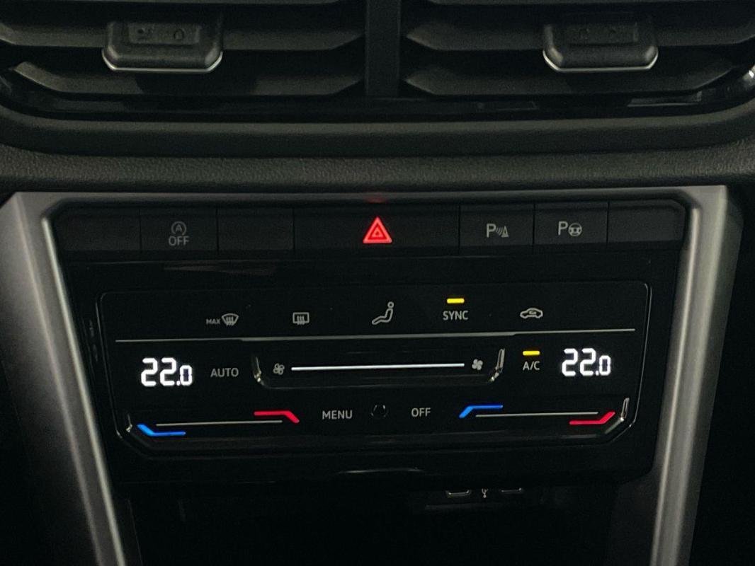 Volkswagen T-Roc - Photo 19