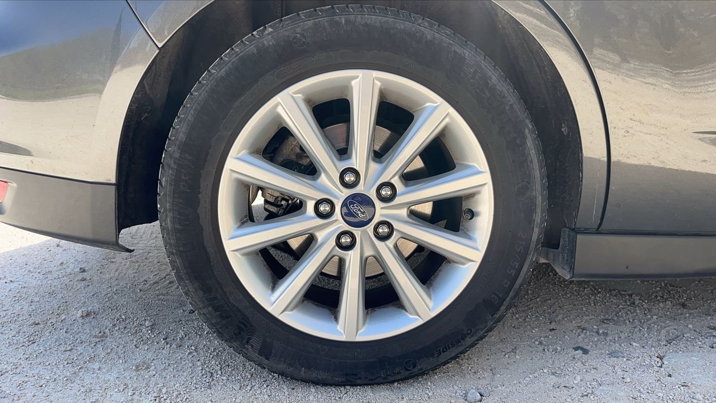 Ford C-Max - Photo 16
