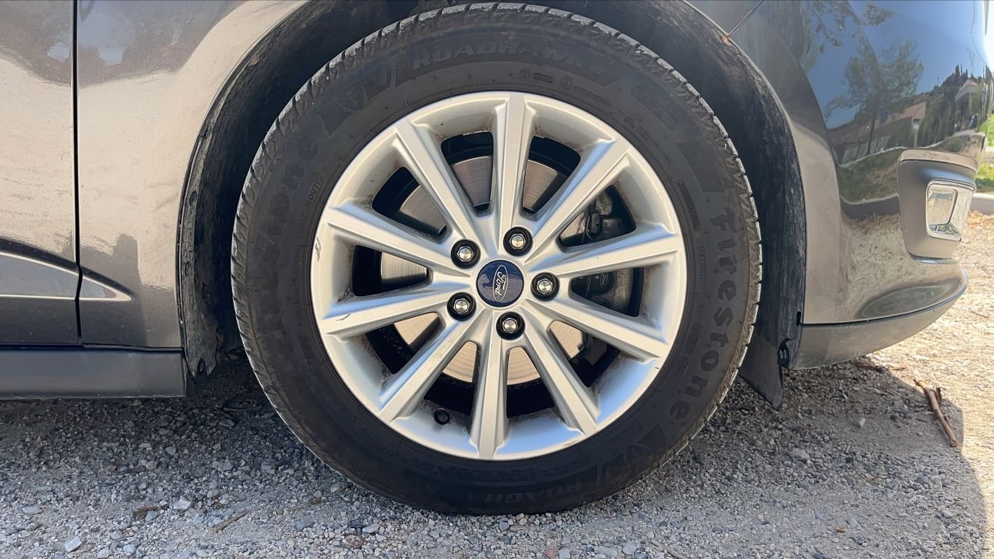 Ford C-Max - Photo 17