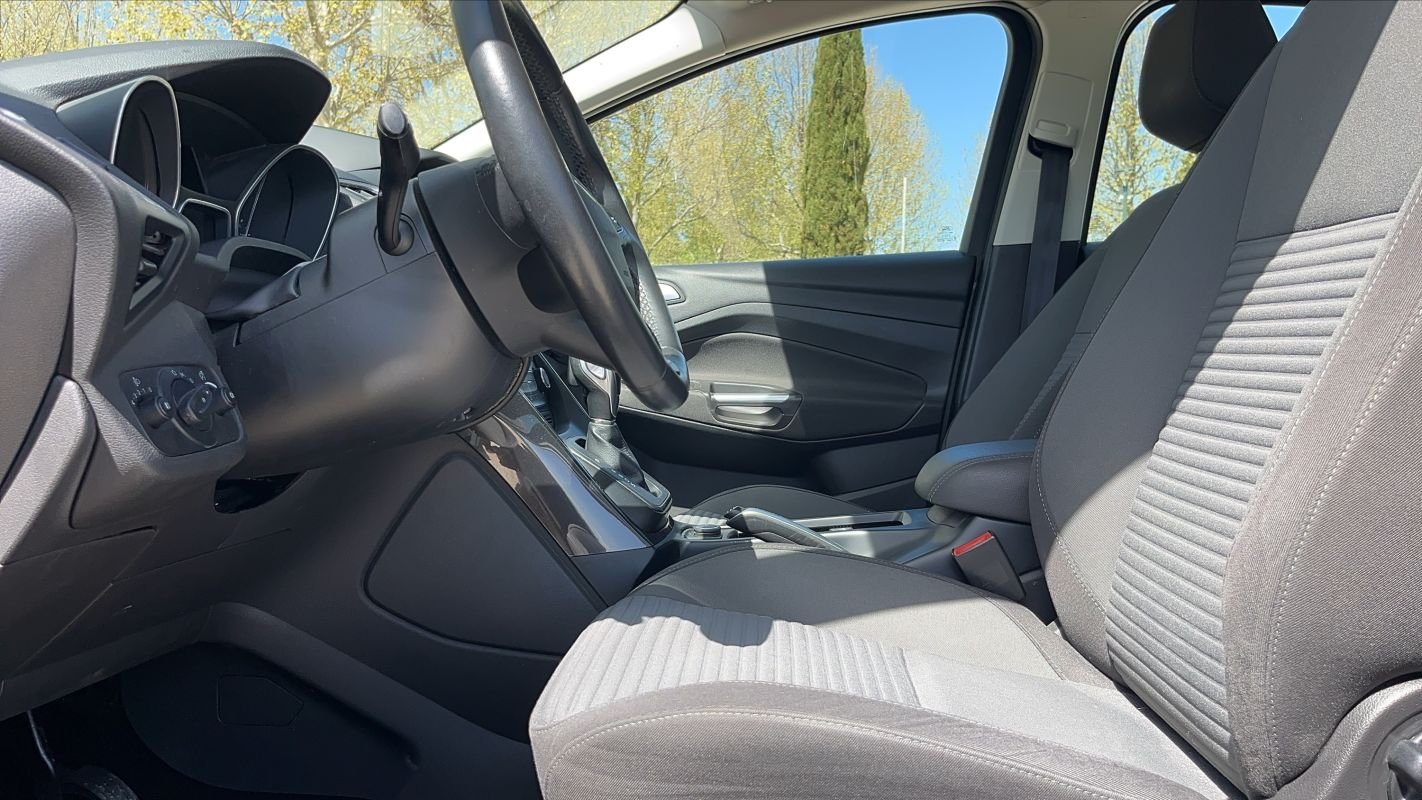 Ford C-Max - Photo 25