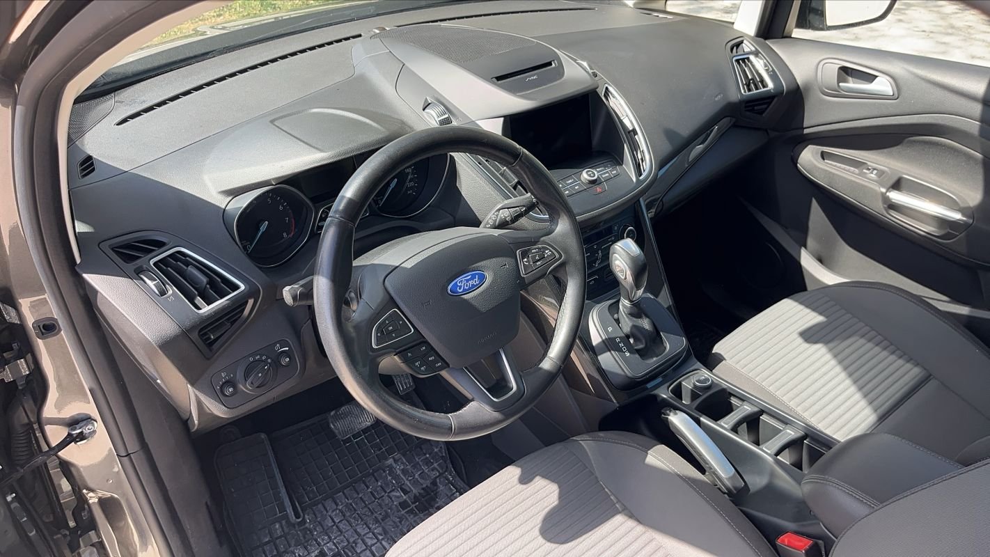 Ford C-Max - Photo 8