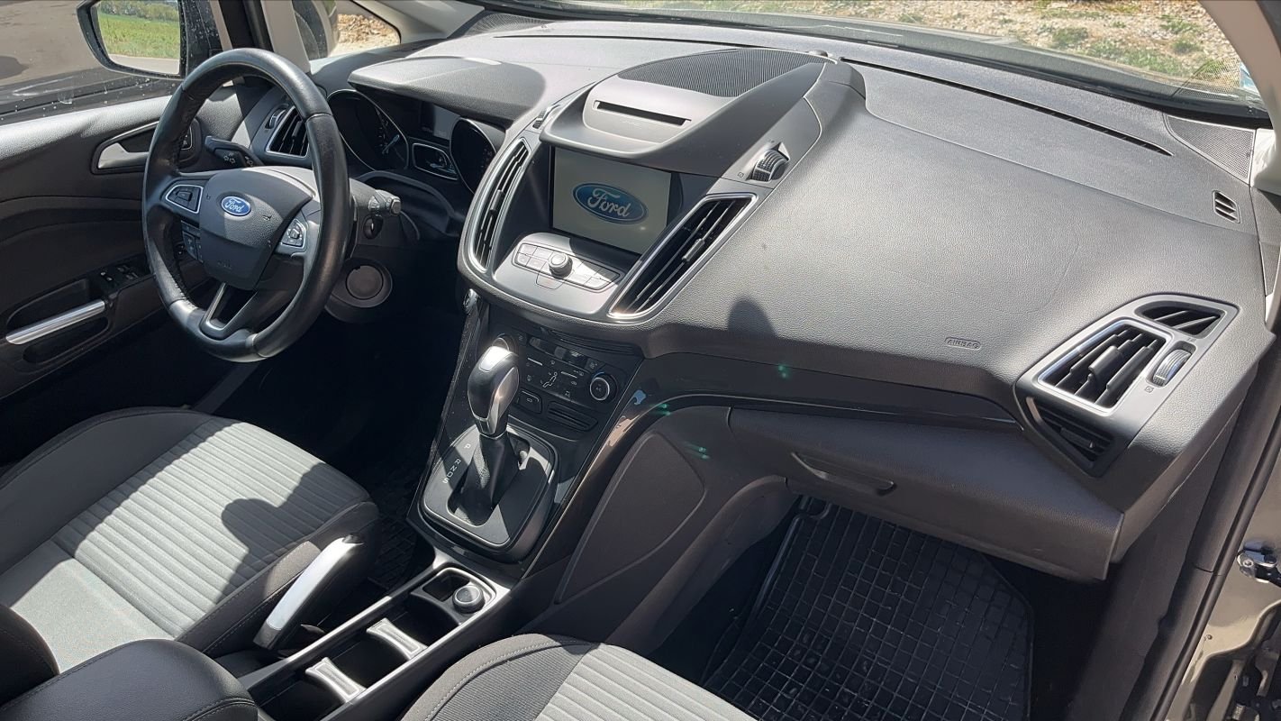 Ford C-Max - Photo 10