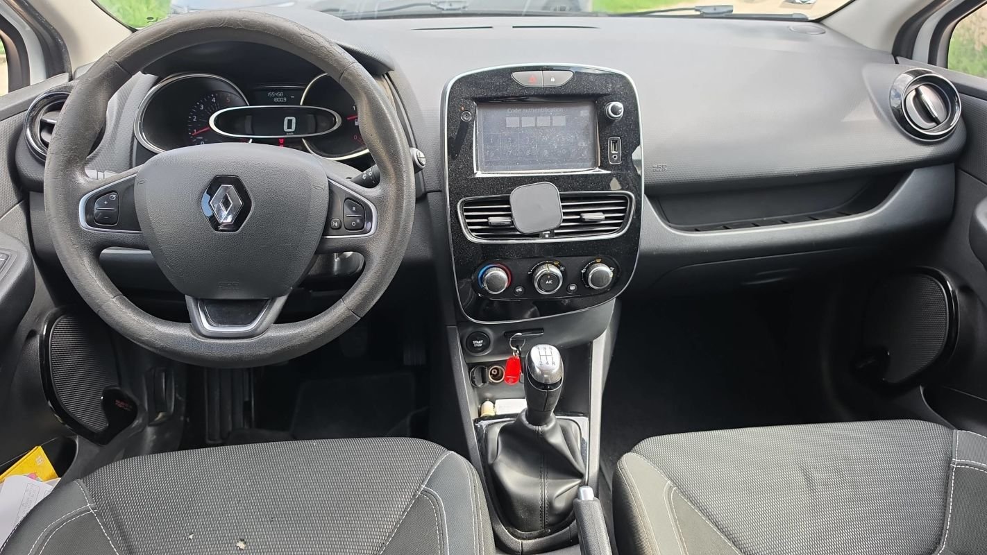 Renault Clio - Photo 11