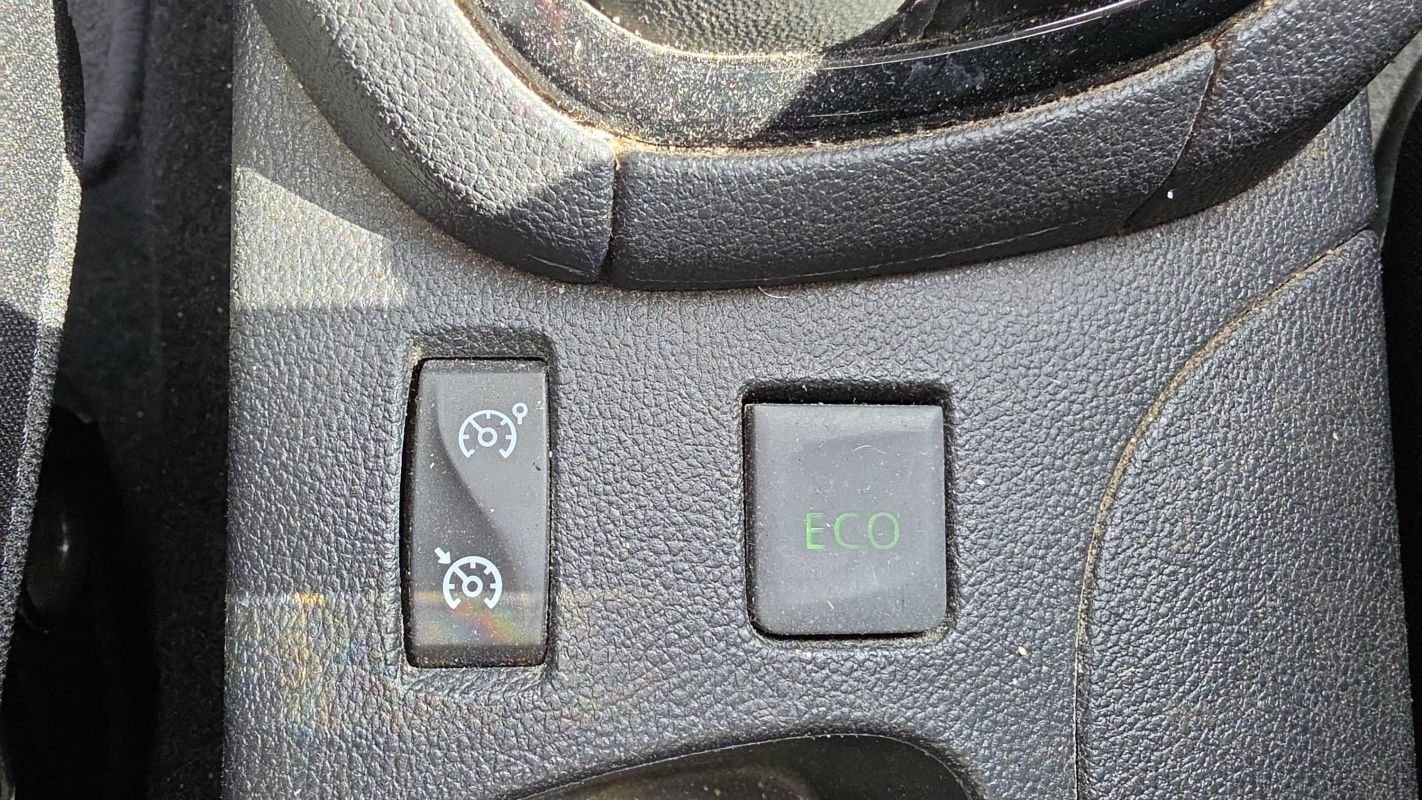 Renault Clio - Photo 13
