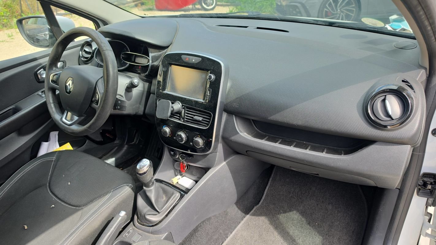 Renault Clio - Photo 10