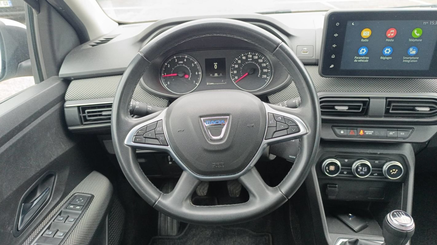 Dacia Sandero - Photo 24