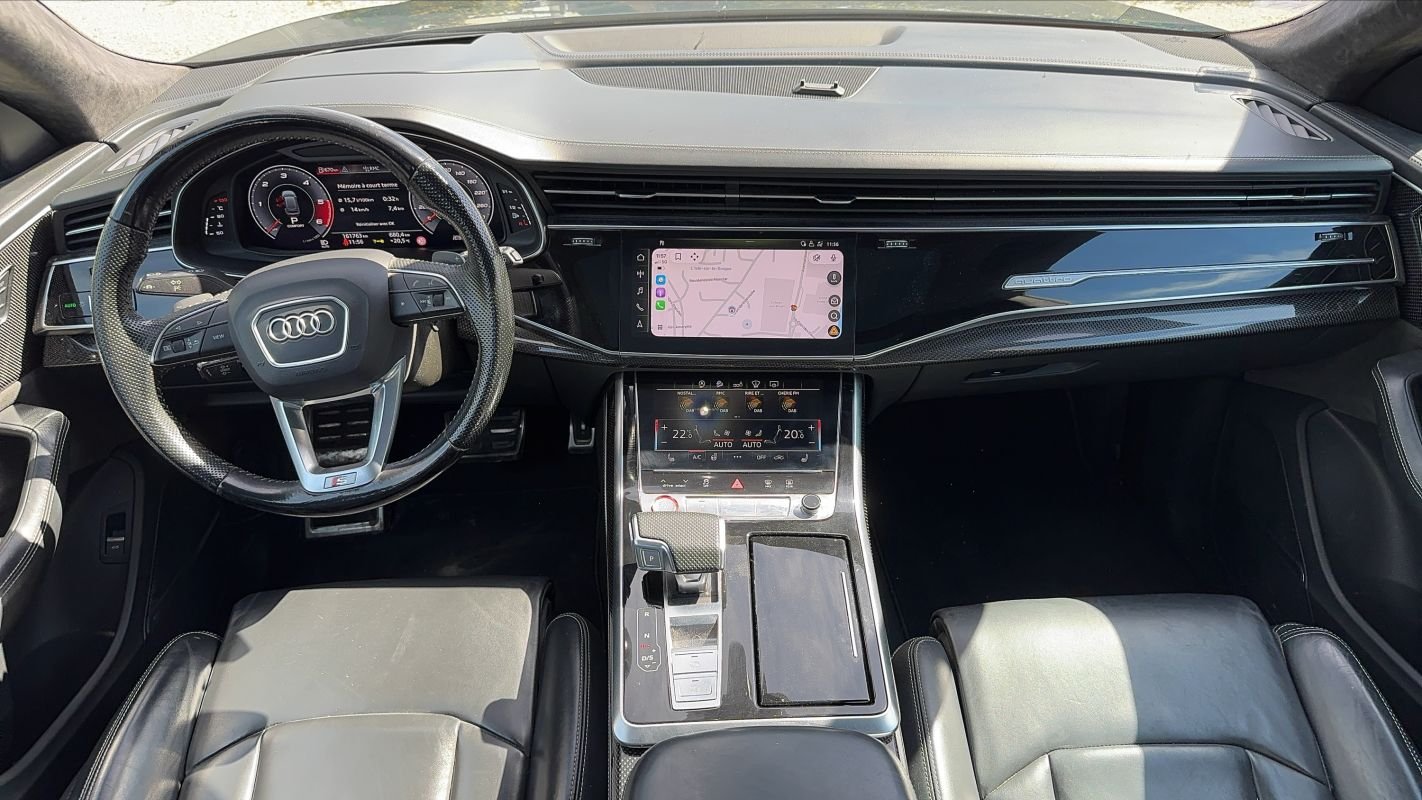 Audi SQ8 - Photo 11