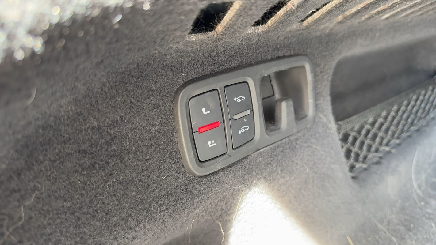 Audi SQ8 - Photo 25