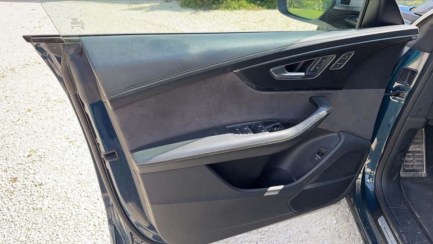 Audi SQ8 - Photo 7