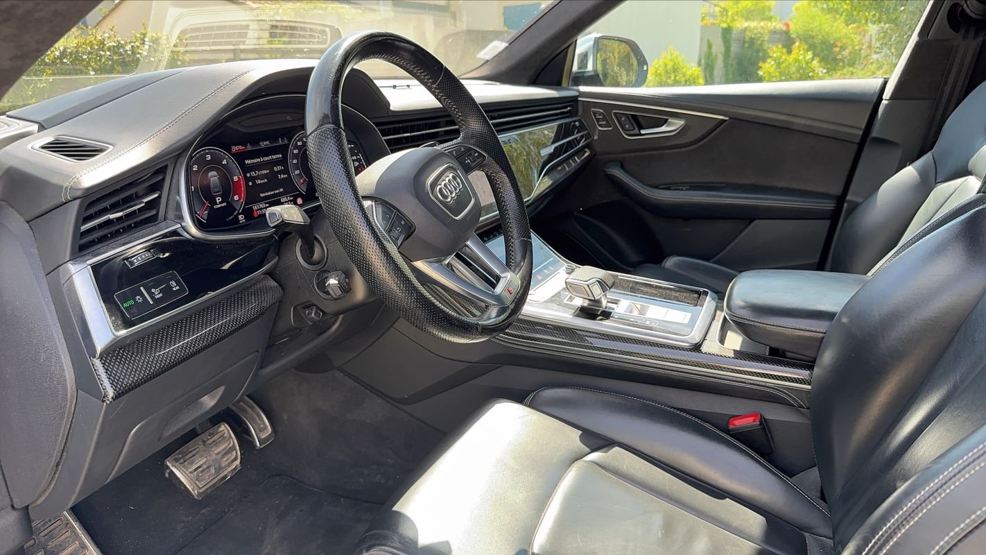 Audi SQ8 - Photo 8