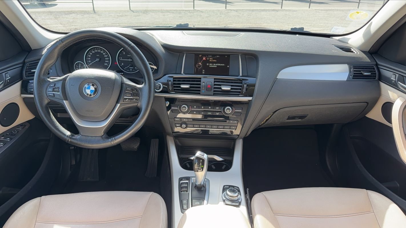 BMW X3 - Photo 11